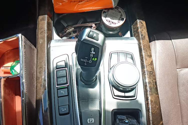 Used BMW X5 2017 xDrive28i Gear Lever