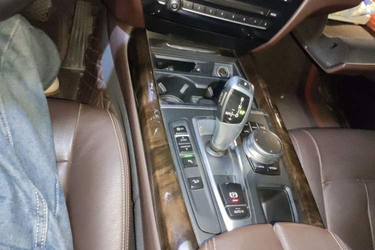 Used BMW X5 2017 xDrive28i Gear Lever