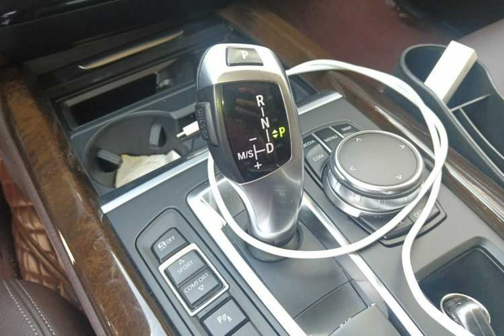 Used BMW X5 2017 xDrive35i Elegant Edition Gear Lever