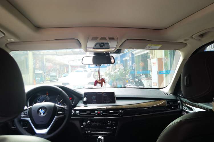 Used BMW X5 2017 xDrive28i Headliner