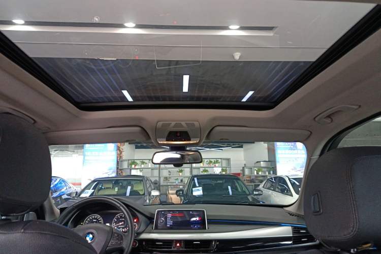 Used BMW X5 2017 xDrive35i Middle East Headliner