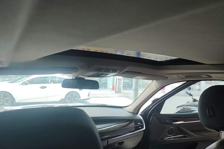 Used BMW X5 2017 xDrive28i Headliner