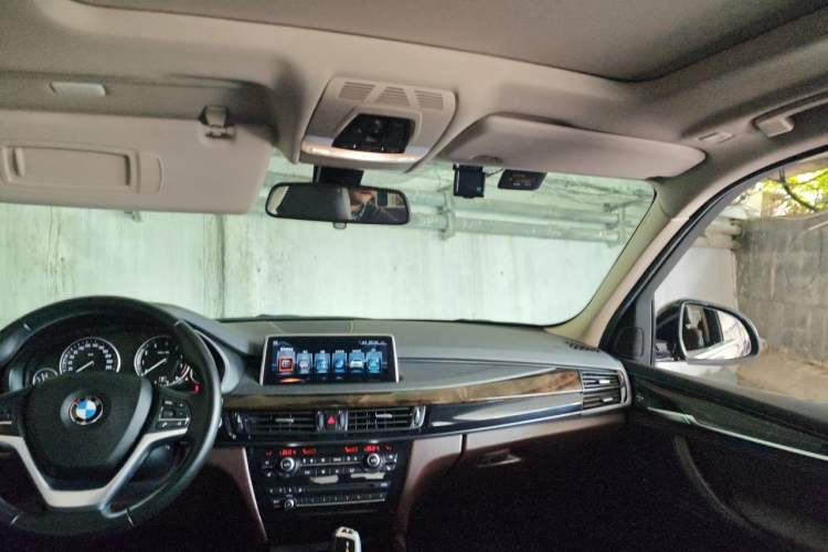 Used BMW X5 2017 xDrive28i Headliner