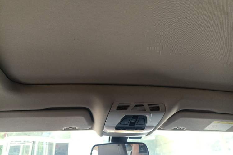 Used BMW X5 2017 xDrive28i Headliner