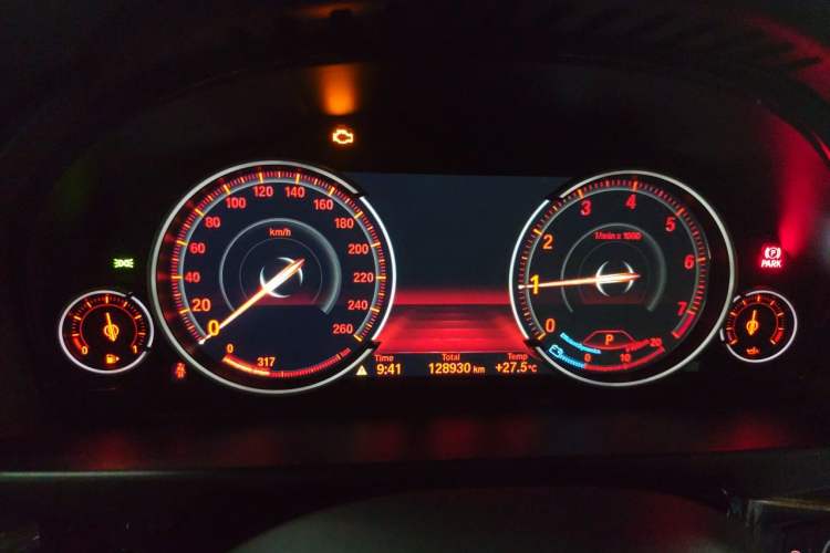 Used BMW X5 2017 xDrive35i Elegant Edition Instrument Cluster
