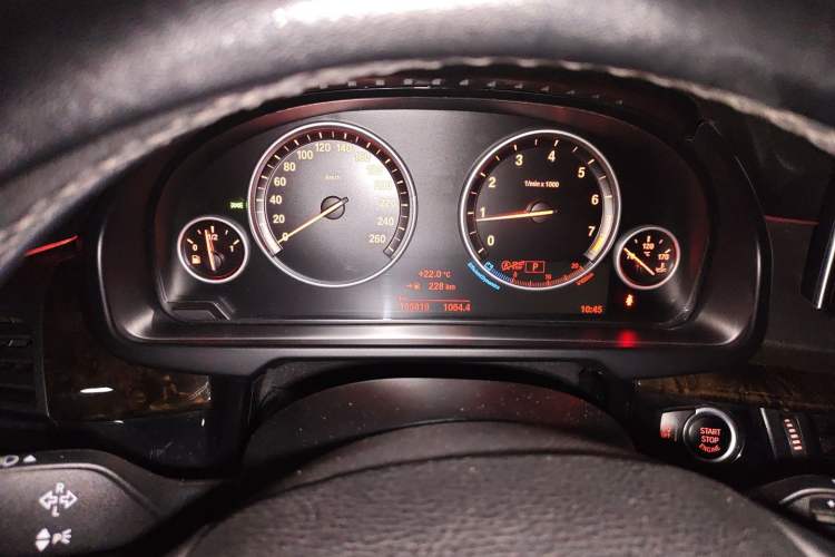 Used BMW X5 2017 xDrive28i Instrument Cluster