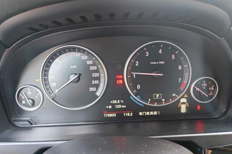 Used BMW X5 2017 xDrive35i Elegant Edition Instrument Cluster
