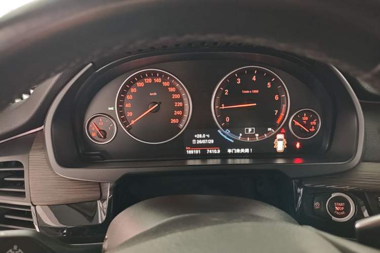 Used BMW X5 2017 xDrive35i Standard Model U.S. Specification Instrument Cluster