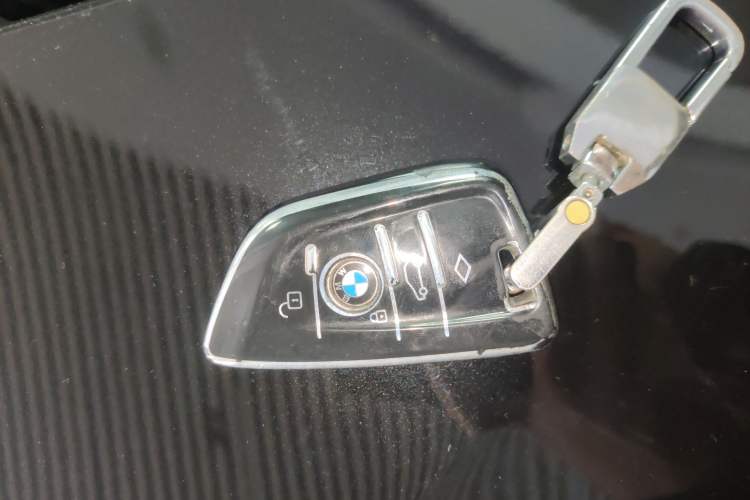 Used BMW X5 2017 xDrive35i Elegant Edition Interior 1