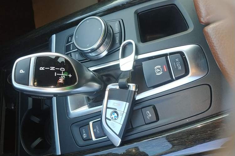 Used BMW X5 2017 xDrive35i Standard Model U.S. Specification Interior 1
