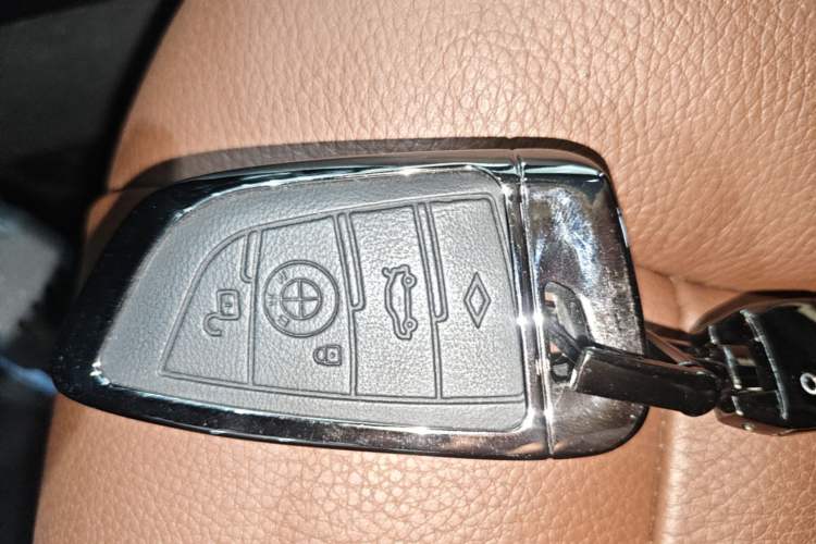 Used BMW X5 2017 xDrive35i Middle East Interior 1