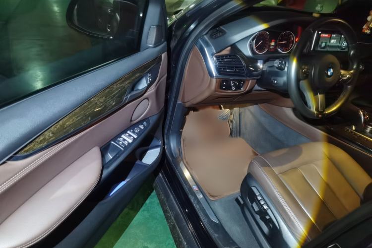 Used BMW X5 2017 xDrive35i M Sport Edition Interior 3