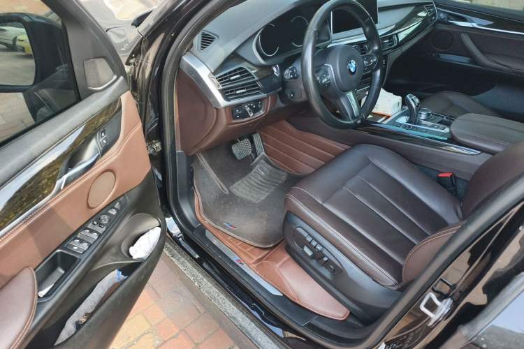 Used BMW X5 2017 xDrive35i M Sport Edition Interior 3