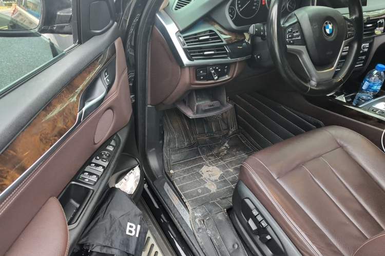 Used BMW X5 2017 xDrive35i Elegant Edition Interior 3