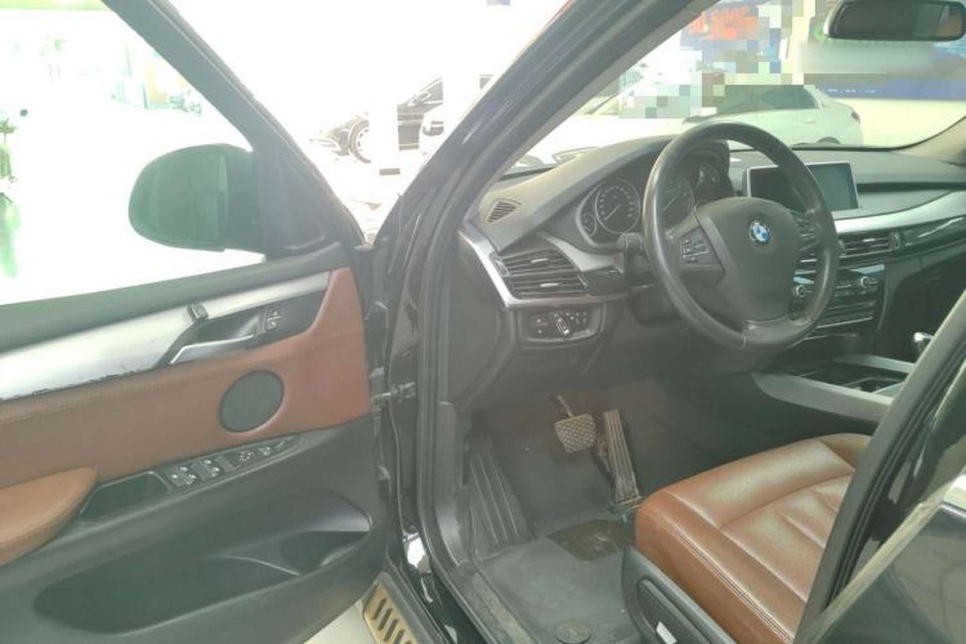 Used BMW X5 2017 xDrive35i Middle East Interior 3