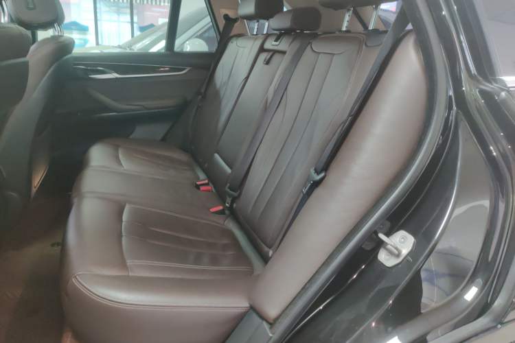 Used BMW X5 2017 xDrive35i Elegant Edition Interior 4