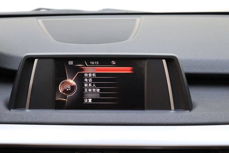 Used BMW X5 2017 xDrive35i Middle East Interior 9