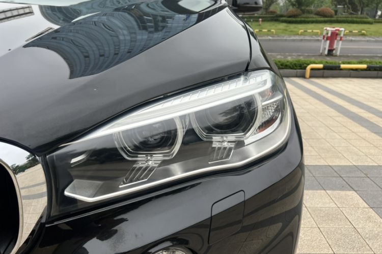 Used BMW X5 2017 xDrive35i Elegant Edition Left Front Headlight