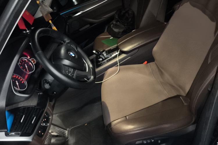Used BMW X5 2017 xDrive28i Left Front Seat