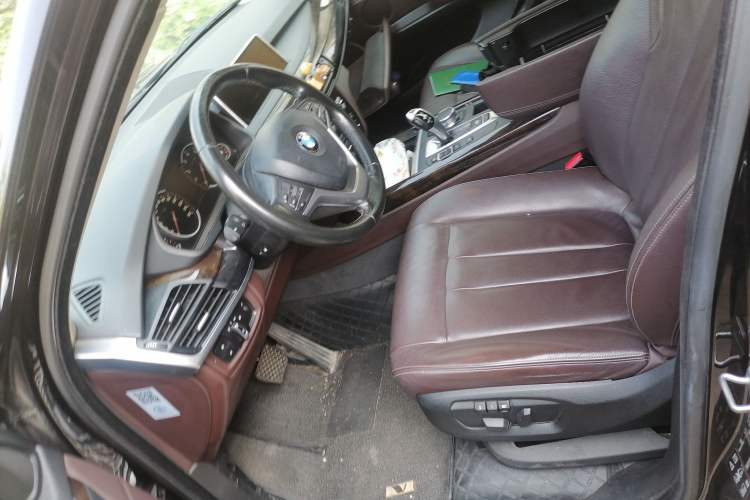 Used BMW X5 2017 xDrive28i Left Front Seat