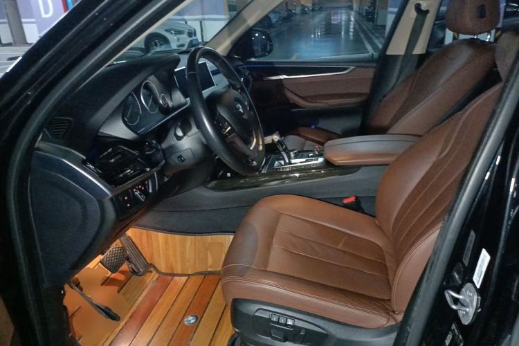 Used BMW X5  Left Front Seat