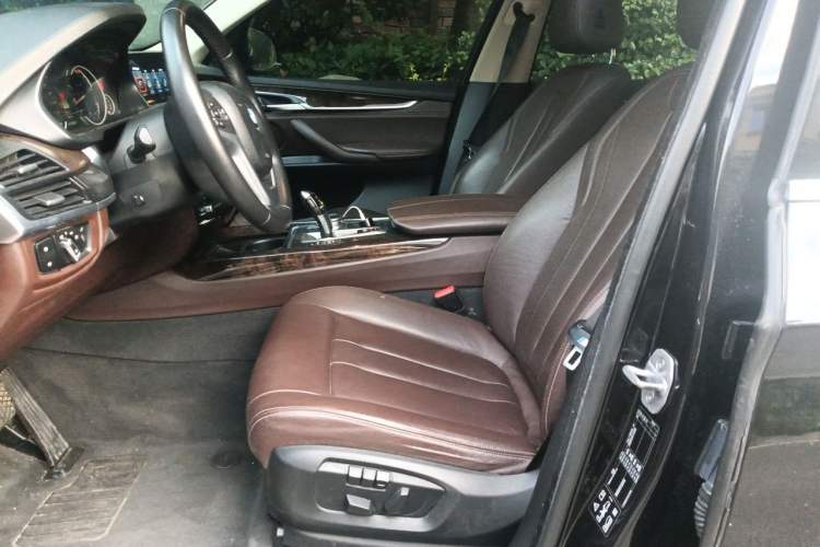 Used BMW X5 2017 xDrive28i Left Front Seat
