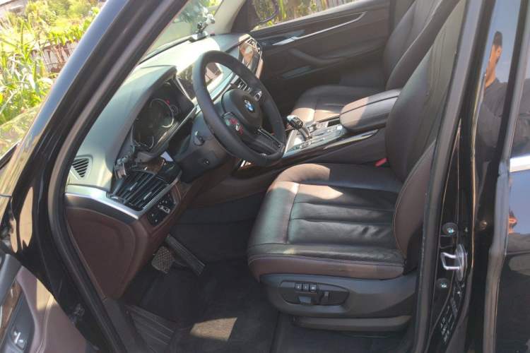 Used BMW X5 2017 xDrive35i Elegant Edition Left Front Seat