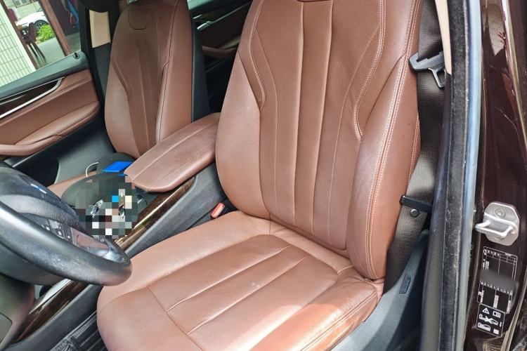 Used BMW X5 2017 xDrive28i Left Front Seat