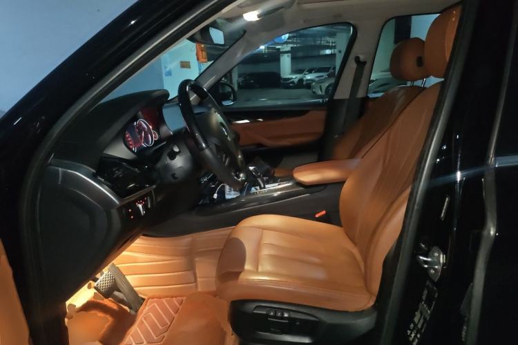 Used BMW X5  Left Front Seat