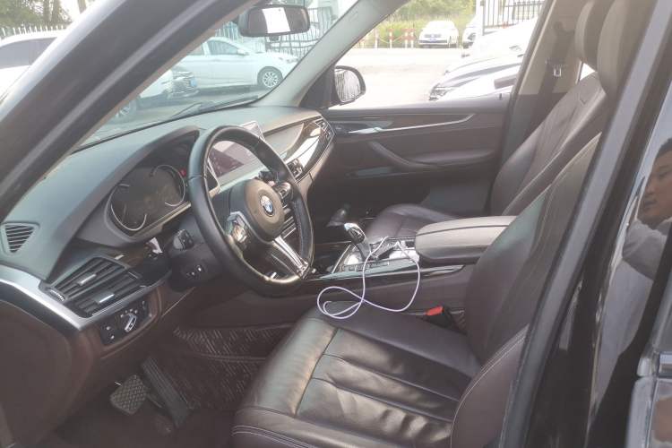 Used BMW X5 2017 xDrive35i Elegant Edition Left Front Seat