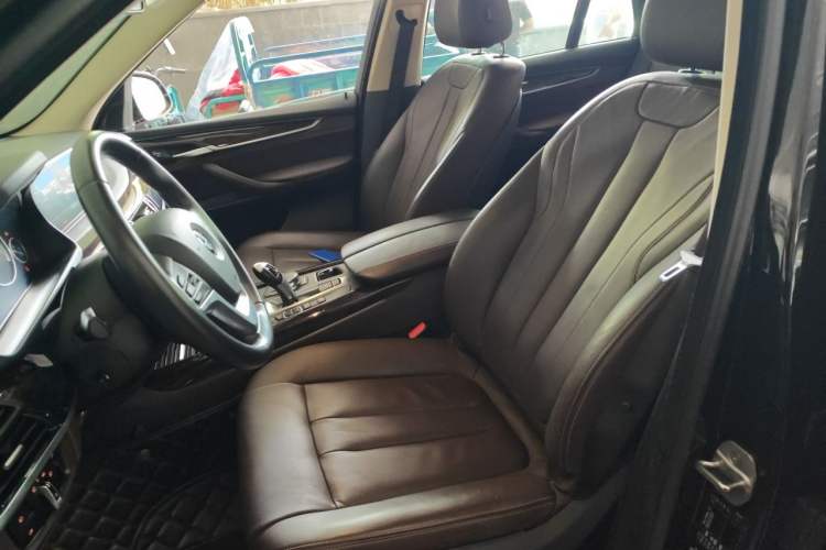 Used BMW X5 2017 xDrive28i Left Front Seat