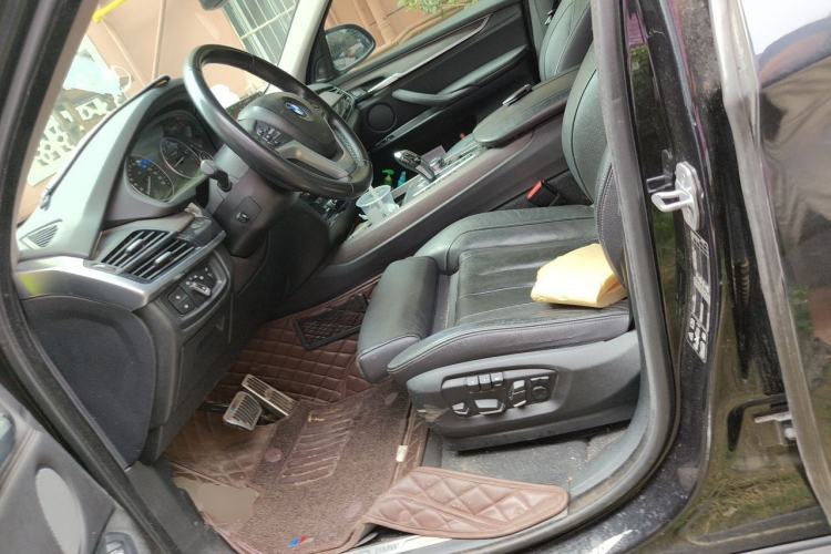 Used BMW X5 2017 xDrive28i Left Front Seat