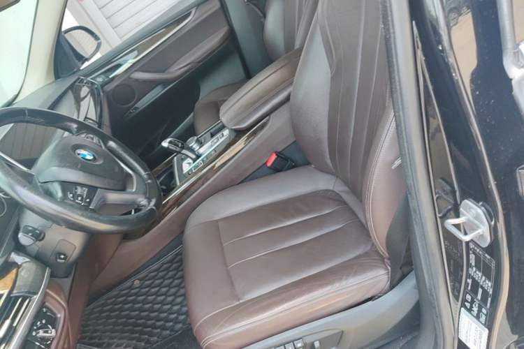 Used BMW X5 2017 xDrive28i Left Front Seat