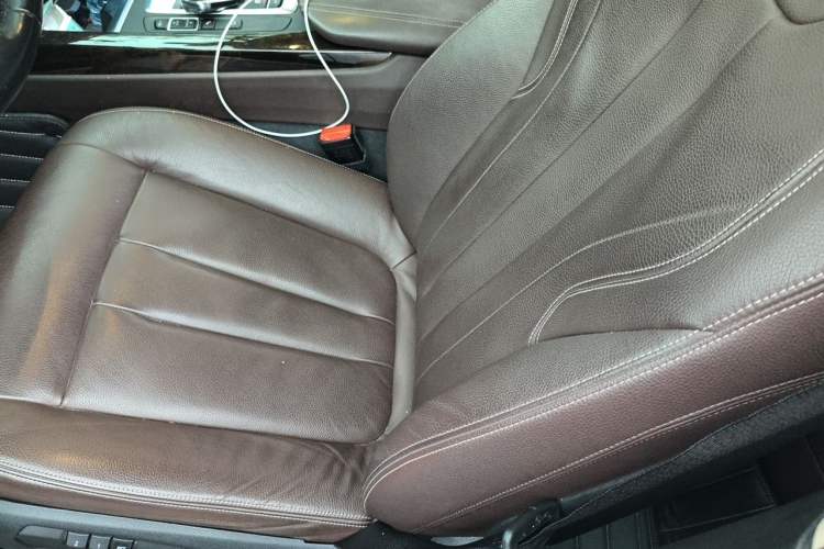 Used BMW X5 2017 xDrive35i Elegant Edition Left Front Seat