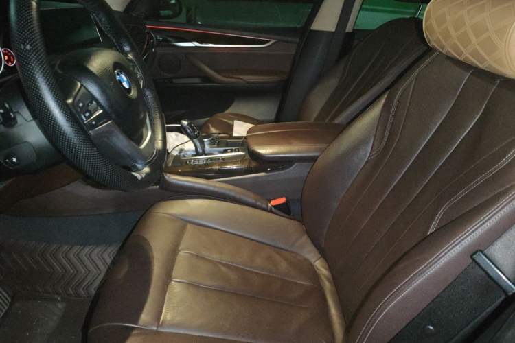 Used BMW X5 2017 xDrive28i Left Front Seat
