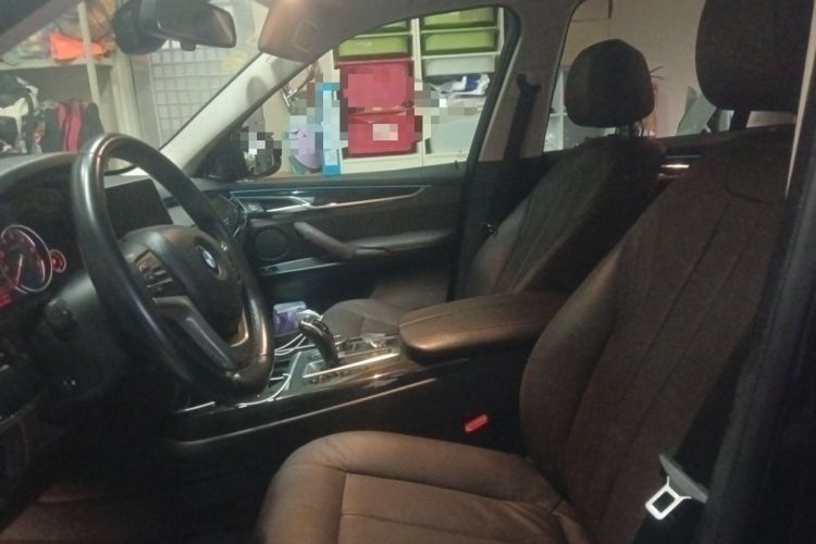 Used BMW X5 2017 xDrive35i Leading Model Left Front Seat
