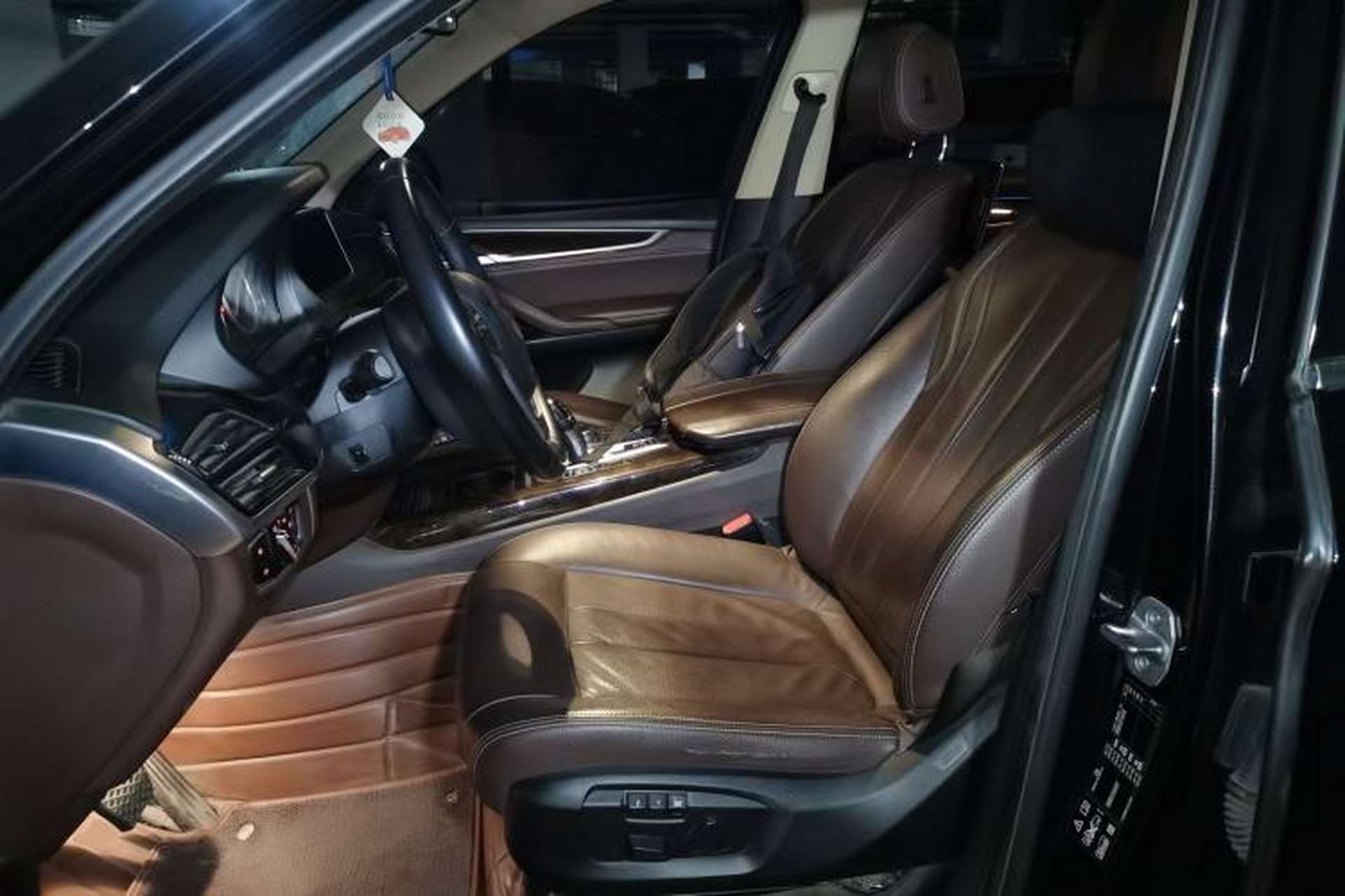 Used BMW X5 2017 xDrive28i Left Front Seat