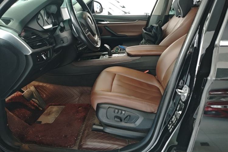 Used BMW X5 2017 xDrive35i Standard Model U.S. Specification Left Front Seat