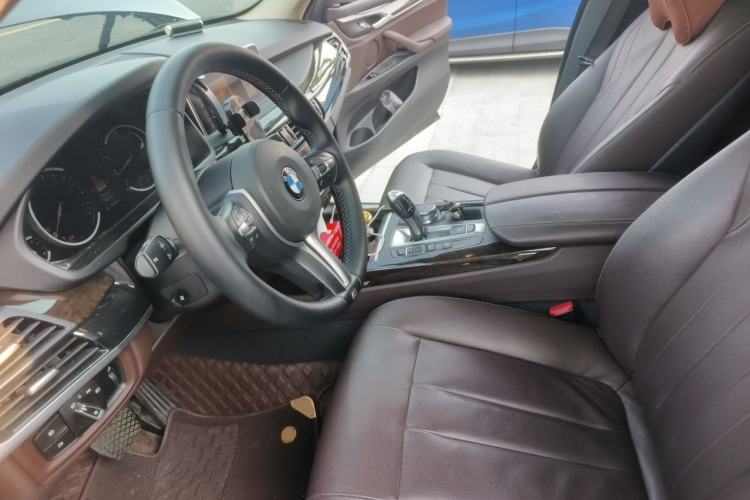 Used BMW X5 2017 xDrive28i Left Front Seat