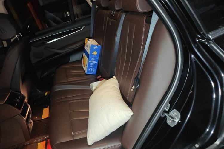 Used BMW X5 2017 xDrive28i Left Rear Seat