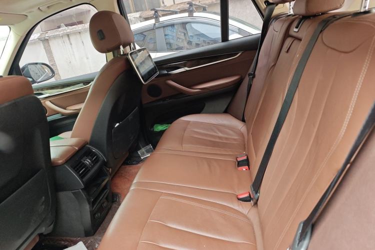 Used BMW X5 2017 xDrive28i Left Rear Seat
