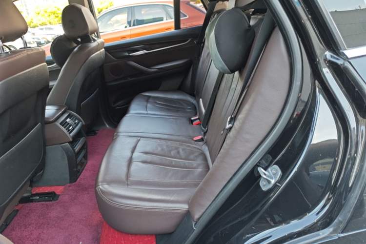 Used BMW X5 2017 xDrive28i Left Rear Seat