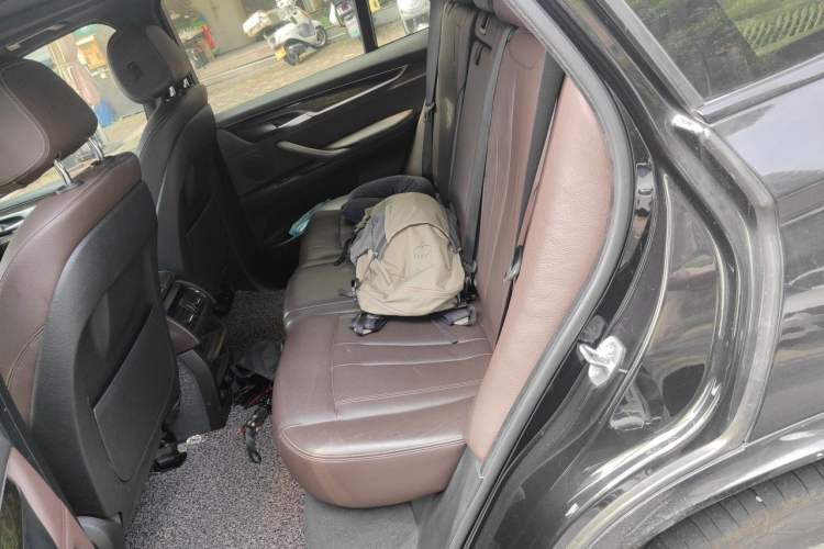 Used BMW X5 2017 xDrive35i M Sport Edition Left Rear Seat