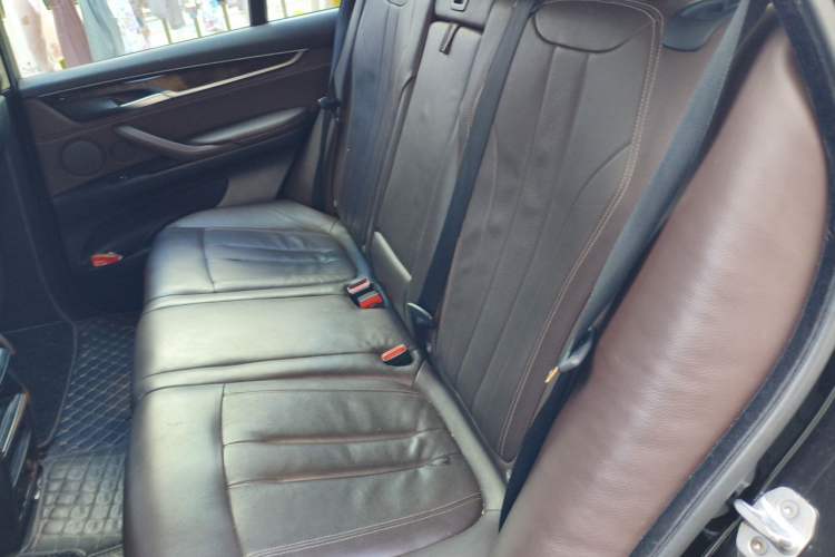 Used BMW X5 2017 xDrive28i Left Rear Seat