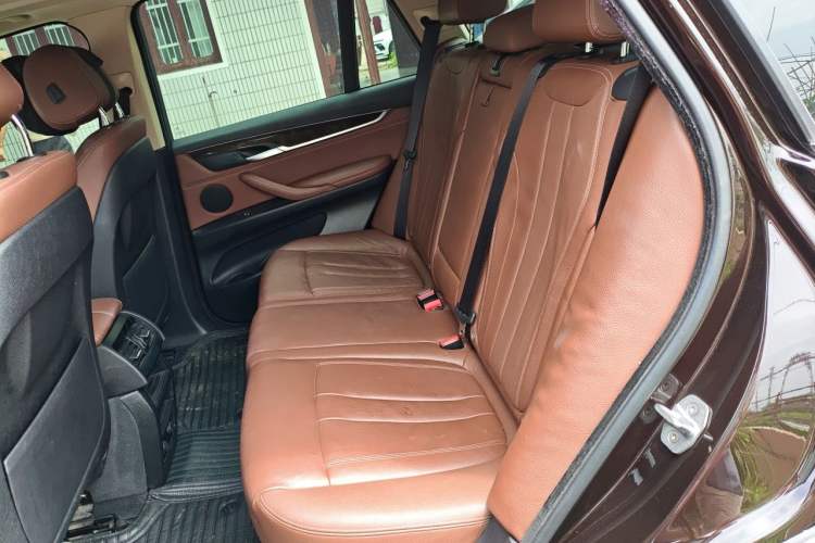 Used BMW X5 2017 xDrive28i Left Rear Seat