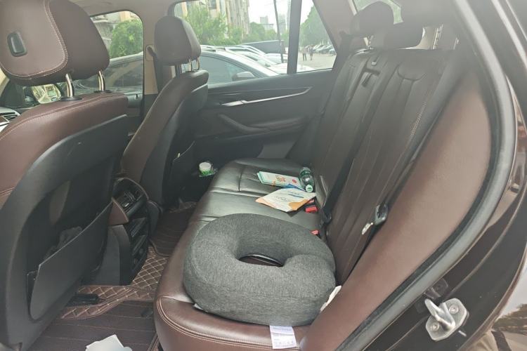 Used BMW X5 2017 xDrive28i Left Rear Seat
