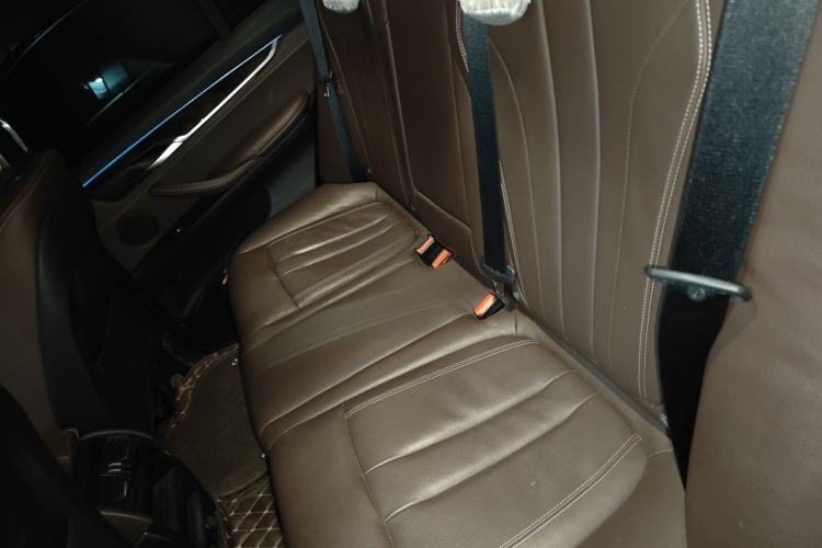 Used BMW X5 2017 xDrive28i Left Rear Seat
