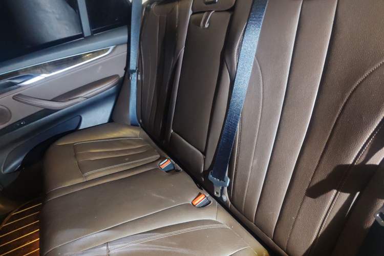 Used BMW X5 2017 xDrive28i Left Rear Seat