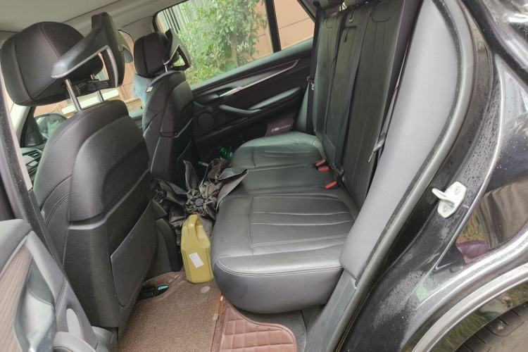 Used BMW X5 2017 xDrive28i Left Rear Seat