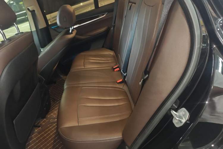 Used BMW X5 2017 xDrive28i Left Rear Seat